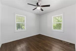 758 Dennis Dr, Forest Park, GA 30297 - Photo 15