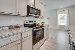1715 Hillview Ln, Lithonia, GA 30058 - Photo 19