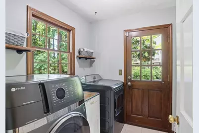 250 Hollyridge Way, Roswell, GA 30076 - Photo 17