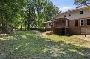 250 Hollyridge Way, Roswell, GA 30076 - Photo 33