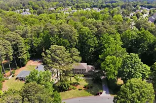 250 Hollyridge Way, Roswell, GA 30076 - Photo 35