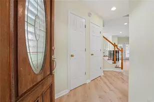 29 Hall Manor, Alpharetta, GA 30022 - Photo 3