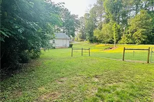 815 Poplar St, Monticello, GA 31064 - Photo 17