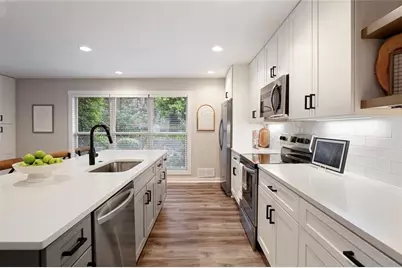 1722 Woodcliff Court NE, Atlanta, GA 30329 - Photo 25