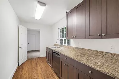 445 Forest Hills Drive NE, Sandy Springs, GA 30342 - Photo 11