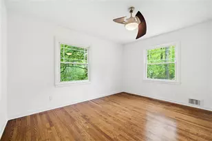 445 Forest Hills Dr NE, Sandy Springs, GA 30342 - Photo 25