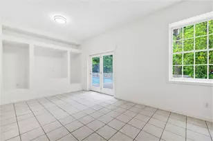445 Forest Hills Dr NE, Sandy Springs, GA 30342 - Photo 27