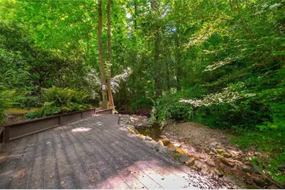 445 Forest Hills Drive NE, Sandy Springs, GA 30342 - Photo 35