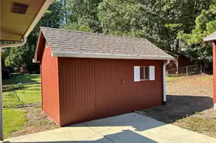 1811 Trophy Dr, Marietta, GA 30062 - Photo 13