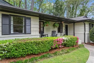 2333 Ferndale Dr, Atlanta, GA 30030 - Photo 3