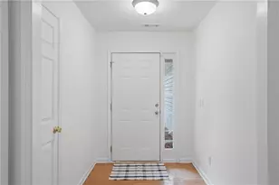 8790 Bay Creek Ln, Gainesville, GA 30506 - Photo 5