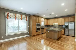 7042 Tree House Way, Flowery Branch, GA 30542 - Photo 25