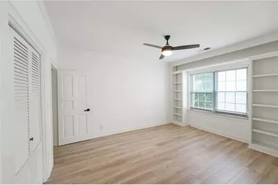 3649 Peachtree Road NE #305, Atlanta, GA 30319 - Photo 17