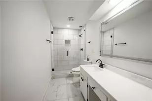 3649 Peachtree Rd NE, Atlanta, GA 30319 - Photo 19