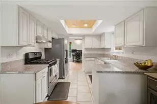 2543 Landington Way, Duluth, GA 30096 - Photo 7