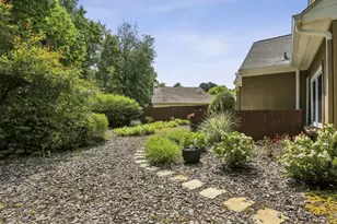 4563 Village Dr, Atlanta, GA 30338 - Photo 39