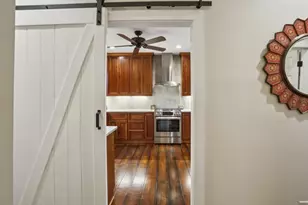 4563 Village Dr, Atlanta, GA 30338 - Photo 17