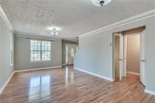 11105 Abbotts Station Dr, Duluth, GA 30097 - Photo 13