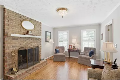 4700 Andalusia Court, Dunwoody, GA 30360 - Photo 3