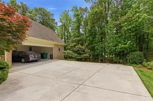 4700 Andalusia Ct, Dunwoody, GA 30360 - Photo 39