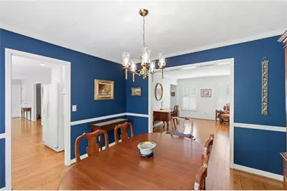 4700 Andalusia Court, Dunwoody, GA 30360 - Photo 5
