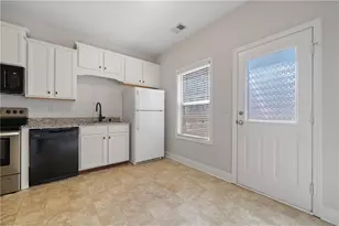 157 Oakwood Dr NW, Milledgeville, GA 31061 - Photo 13
