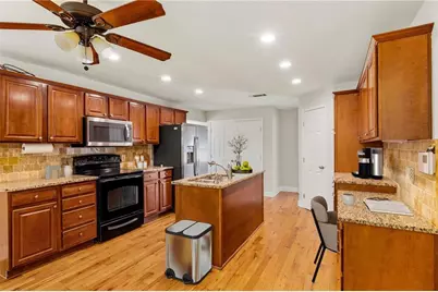 3290 Harris Drive, Atlanta, GA 30337 - Photo 5