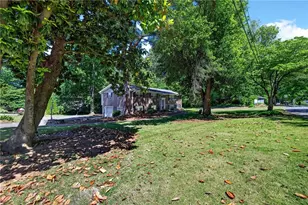 1419 Shadowood Ct, Marietta, GA 30066 - Photo 5