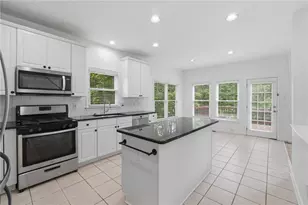 3616 Creek Arbor Ct, Suwanee, GA 30024 - Photo 7