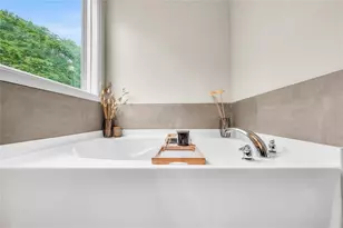 2091 Westside Dr, Austell, GA 30106 - Photo 19
