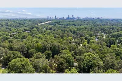 555 High Brook Drive, Sandy Springs, GA 30342 - Photo 47