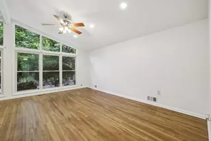 2056 Abby Ln NE, Atlanta, GA 30345 - Photo 11