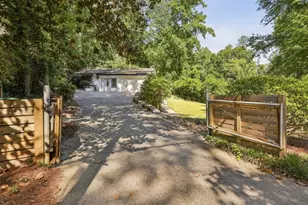 2056 Abby Ln NE, Atlanta, GA 30345 - Photo 7