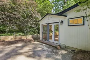 2056 Abby Ln NE, Atlanta, GA 30345 - Photo 35