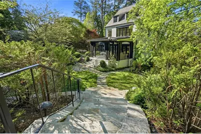 3990 E Brookhaven Drive NE, Atlanta, GA 30319 - Photo 35