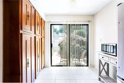 2684 Meadowlawn Drive SE, Marietta, GA 30067 - Photo 13