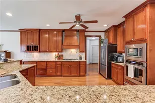 2240 N Pear Grove Ct, Jefferson, GA 30549 - Photo 9