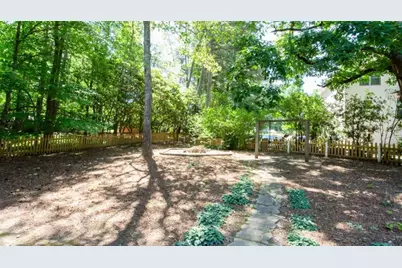 2055 Milfield Circle, Snellville, GA 30078 - Photo 61