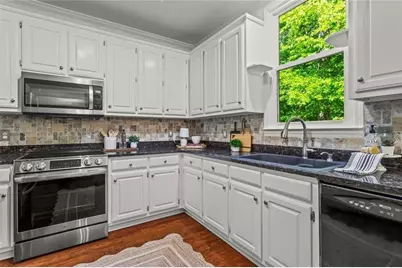 1295 Ashworth Avenue, Marietta, GA 30064 - Photo 17