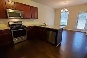 3524 Castleberry Village Cir, Cumming, GA 30040 - Photo 5