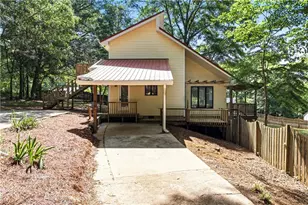 389 Peachtree Rd, Jefferson, GA 30549 - Photo 1