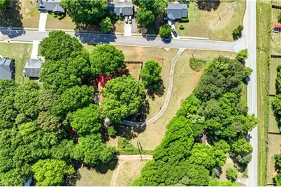 389 Peachtree Road, Jefferson, GA 30549 - Photo 37