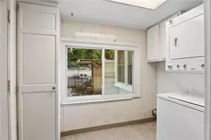 1972 Shalimar Dr NE, Atlanta, GA 30345 - Photo 9