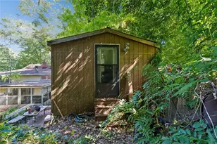 1972 Shalimar Dr NE, Atlanta, GA 30345 - Photo 31