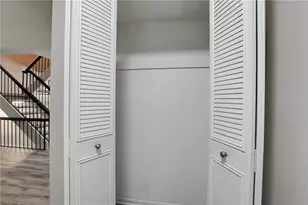 7325 Cardigan Circle, Atlanta, GA 30328 - Photo 15