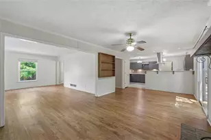 5147 Charmant Pl, Dunwoody, GA 30360 - Photo 15