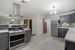 5147 Charmant Pl, Dunwoody, GA 30360 - Photo 13