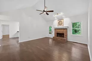4405 Nohl Crest Ln, Flowery Branch, GA 30542 - Photo 9