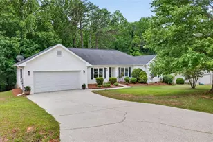 4405 Nohl Crest Ln, Flowery Branch, GA 30542 - Photo 1