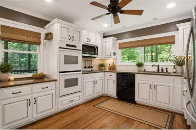 3662 Stonelake Court, Lilburn, GA 30047 - Photo 5